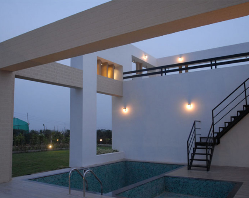 Westend DLF Chattarpur Farms